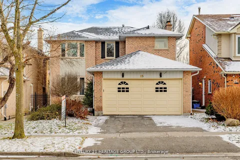 23 Gilbank Drive, Aurora, ON L4G 5G5