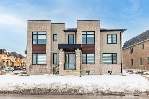 11 Godfrey Willis Drive, Markham, ON L6C 3N2