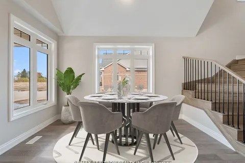 43 Palmira Drive, Georgina, ON L0E 1R0