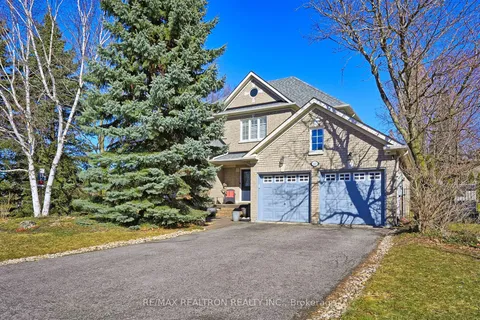 970 Best Circle, Newmarket, ON L3X 2K9