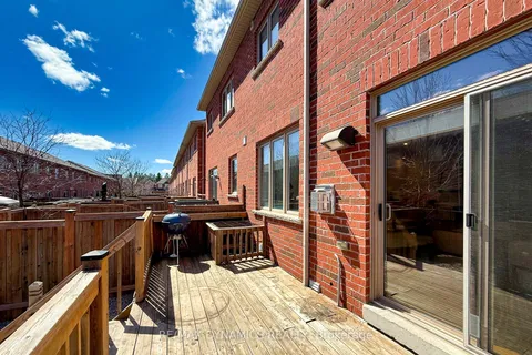 19 Mazarine Lane, Richmond Hill, ON L4S 0G2