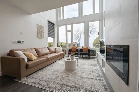 142 Moore's Beach Road, Georgina, ON L0E 1N0