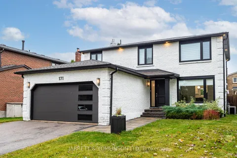 171 Walton Drive, Aurora, ON L4G 3P8