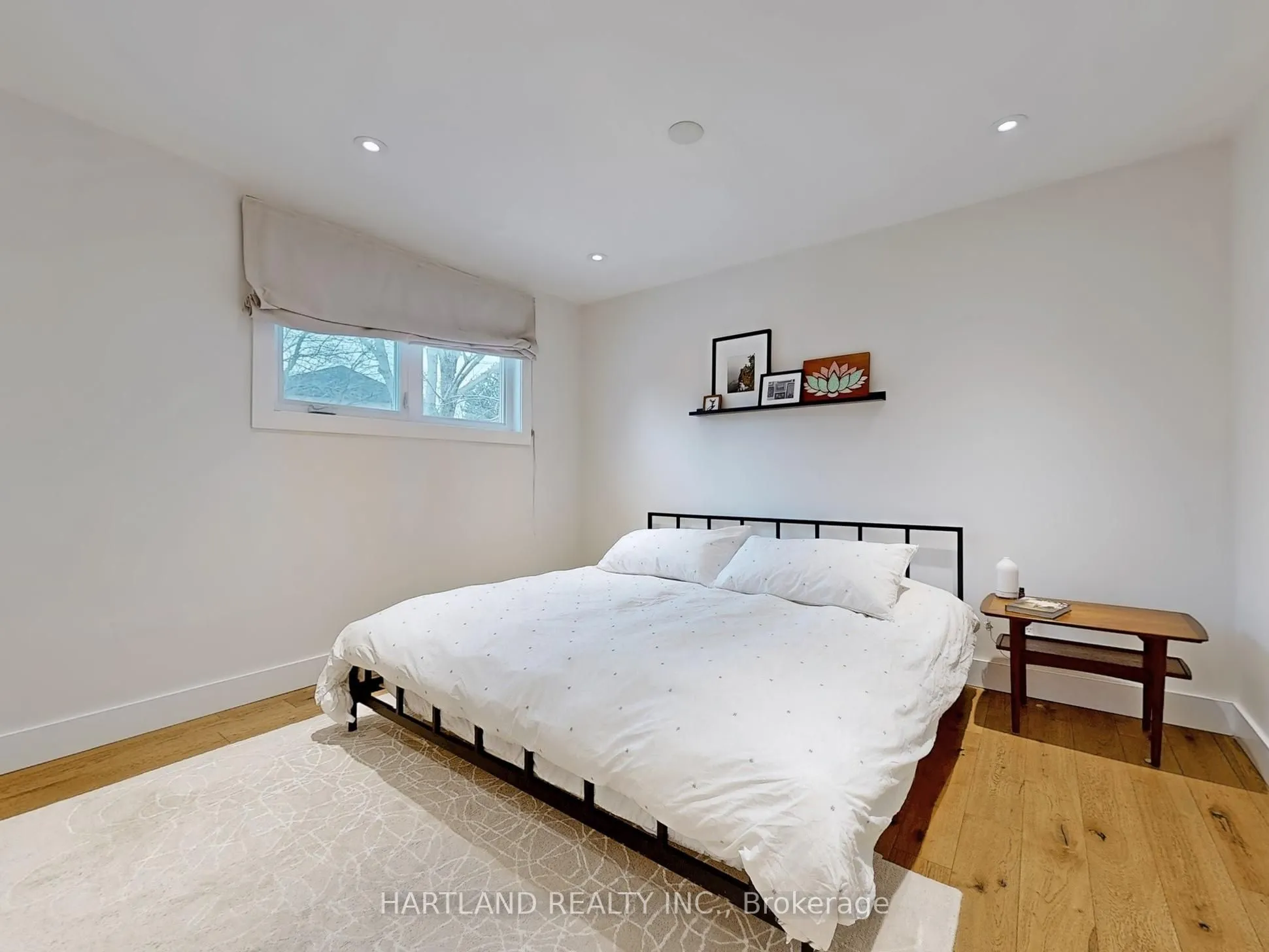 61 Davis Road, Aurora, ON L4G 2B4