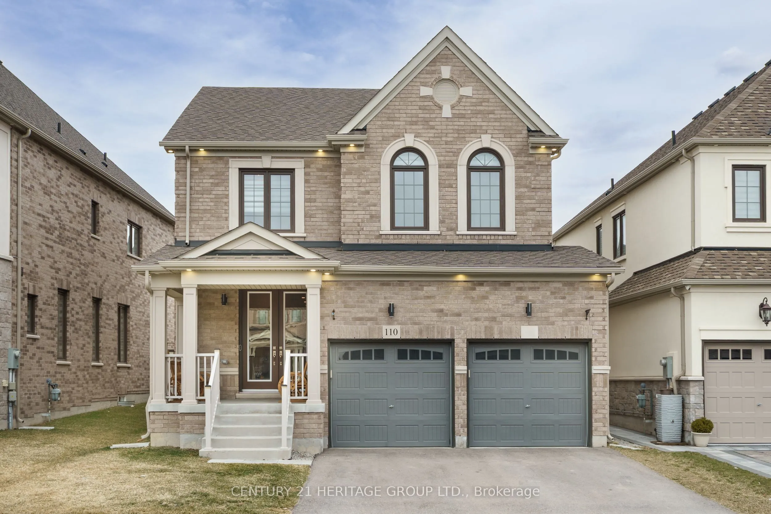 110 Scarlet Way, Bradford West Gwillimbury, ON L3Z 4J2