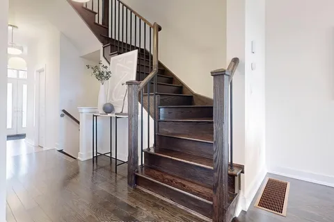 105 Anchusa Drive, Richmond Hill, ON L4E 1C5
