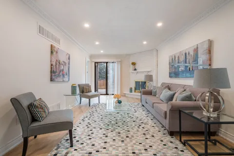 250 Alex Doner Drive, Newmarket, ON L3X 1A8