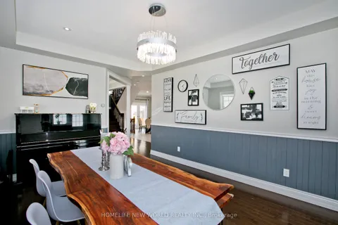 1019 Ralston Crescent, Newmarket, ON L3X 3H8