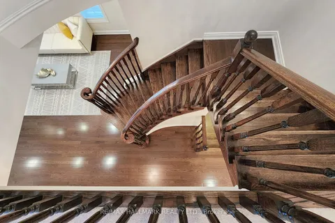 171 Rothbury Road, Richmond Hill, ON L4S 0E3