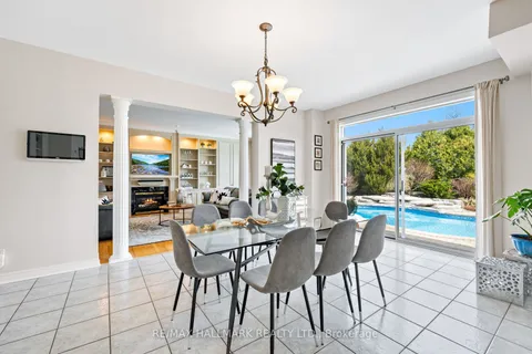 37 Witherspoon Way, King, ON L0G 1N0