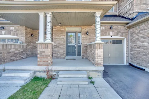 4 Westlake Crescent, Bradford West Gwillimbury, ON L3Z 4K3