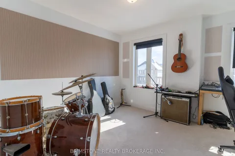 119 Gray Avenue, New Tecumseth, ON L9R 1P6