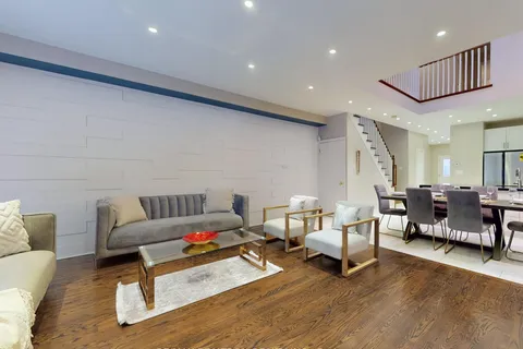 224 Yorkland Street, Richmond Hill, ON L4S 1A2