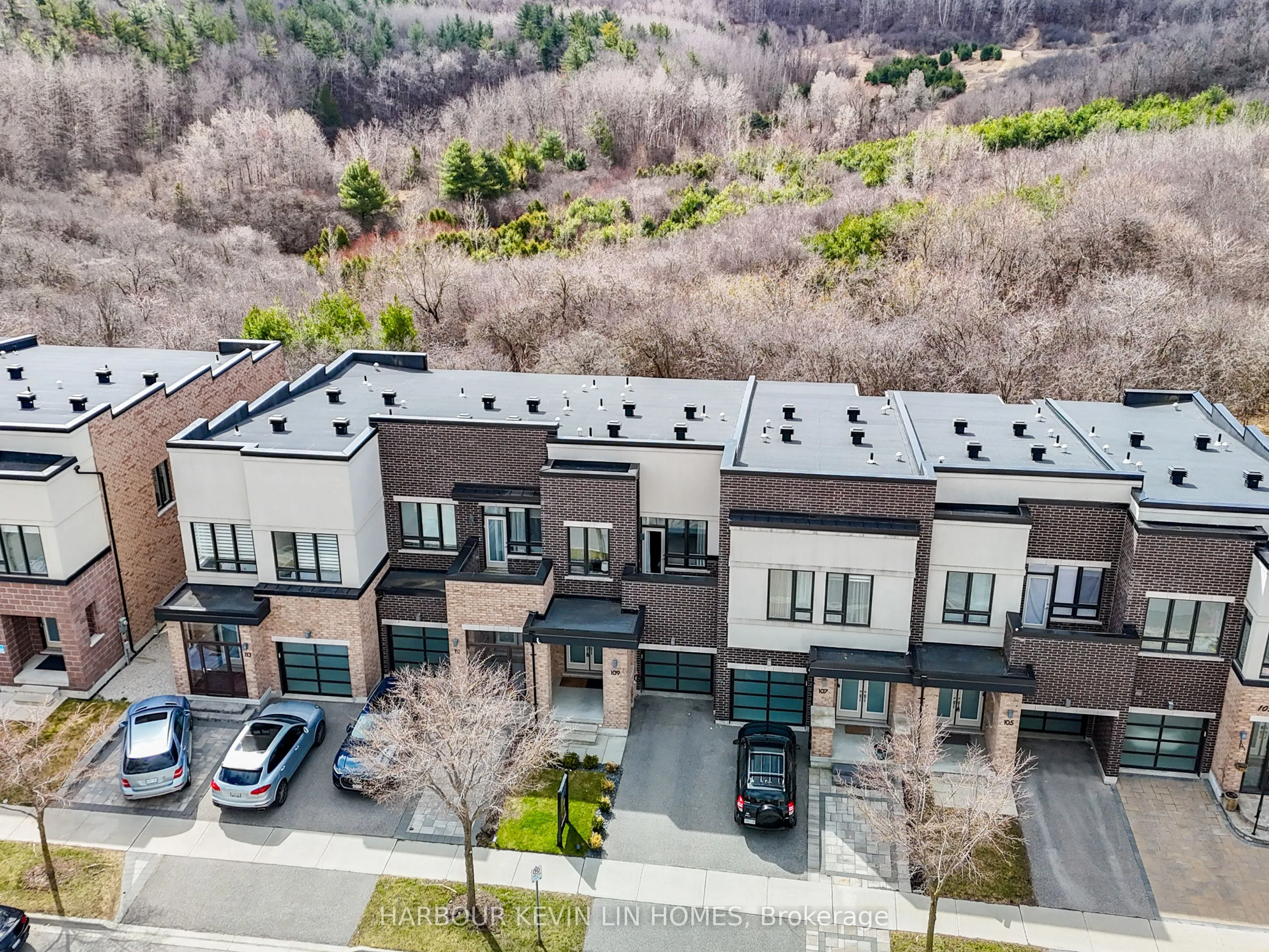 109 Anchusa Drive, Richmond Hill, ON L4E 1C5