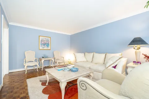 19 Alexandra Wood, Richmond Hill, ON L4B 2L1