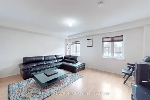 16 Eastern Skies Way, Markham, ON L6E 0N8