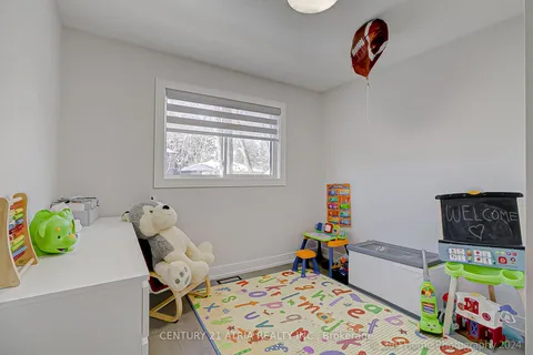 220 Olde Bayview Avenue, Richmond Hill, ON L4E 3E4