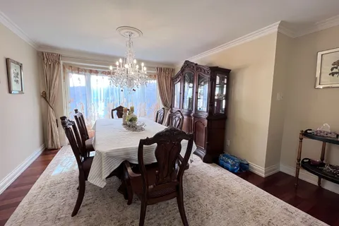85 Marsh Harbour Court, Aurora, ON L4G 5Y8