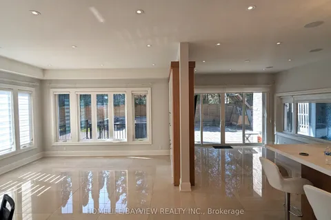 133 Bay Thorn Drive, Markham, ON L3T 3V1