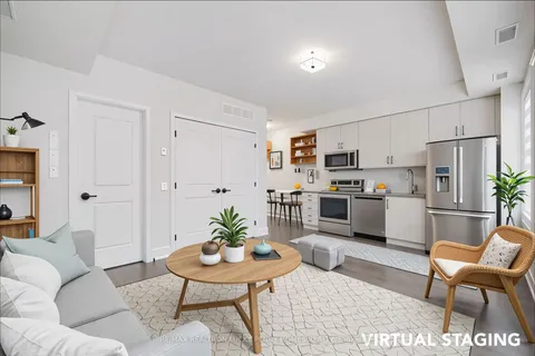 9484 Bayview Avenue, Richmond Hill, ON L4C 4L8