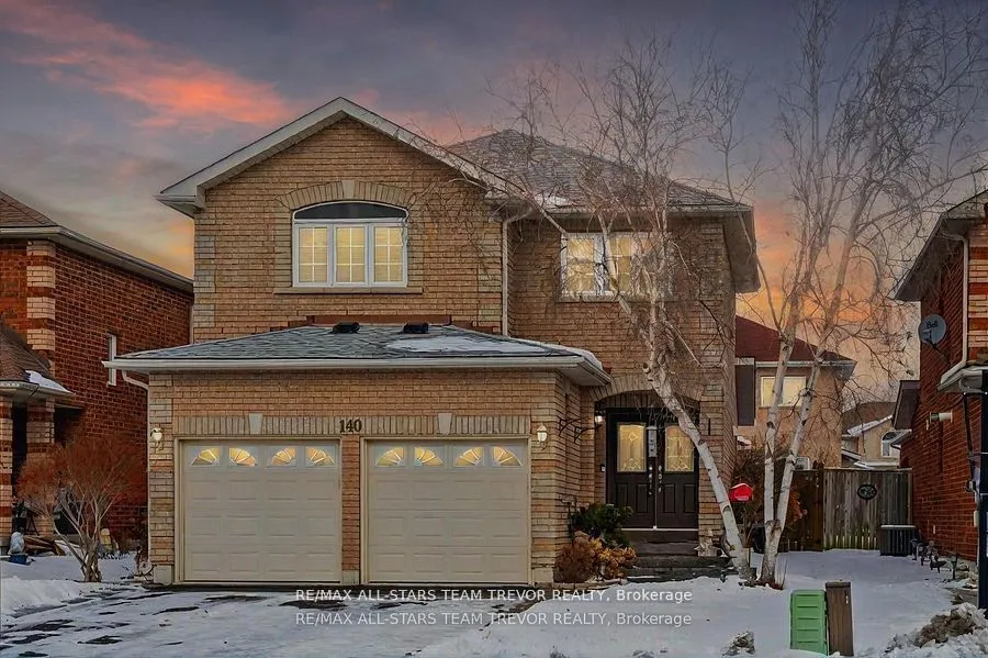 140 Fairwood Drive, Georgina, ON L4P 3Y2