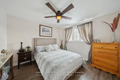 140 Fairwood Drive, Georgina, ON L4P 3Y2