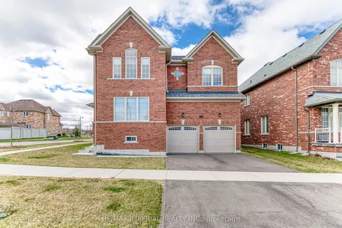 105 Kingknoll Crescent, Georgina, ON L4P 0H8