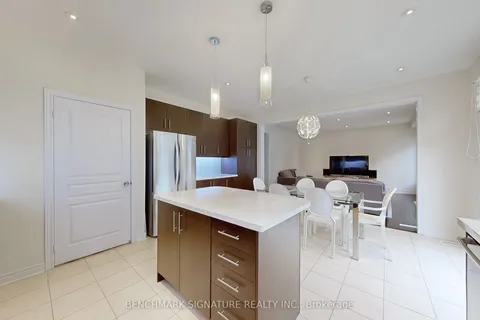 100 Busch Avenue, Markham, ON L6C 0P4