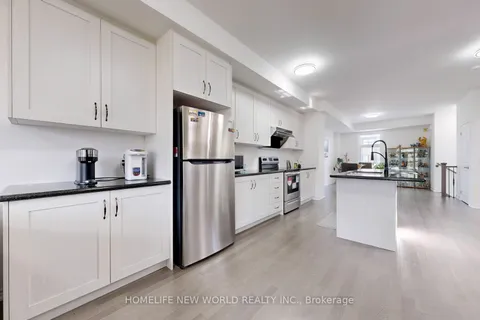 76 Puisaya Drive, Richmond Hill, ON L4E 1L2
