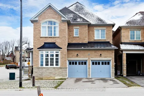 42 Robert Baldwin Boulevard, East Gwillimbury, ON L9N 0R4