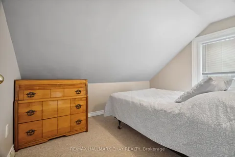 2088 Victoria Street, Innisfil, ON L9S 1K4