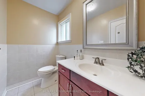 75 Cassandra Crescent, Richmond Hill, ON L4B 3Z9