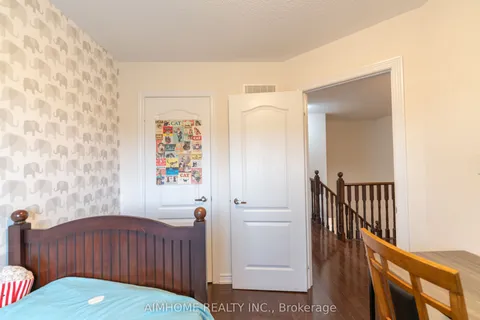 934 Castlemore Avenue, Markham, ON L6E 0N3
