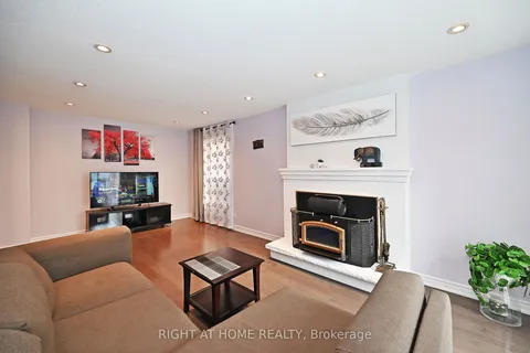 83 Maques Lane, Vaughan, ON L4J 6S9