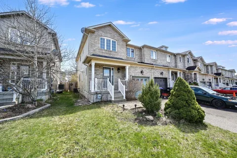 27 Admiral Crescent, Essa, ON L3W 0E5