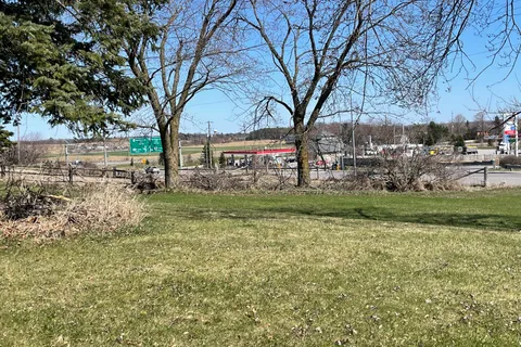 5096 Bloomington Road, Whitchurch-Stouffville, ON L4A 7X3