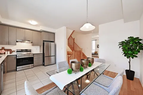 73 Imperial College Lane, Markham, ON L6E 0V6