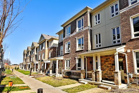73 Imperial College Lane, Markham, ON L6E 0V6