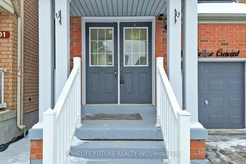 99 Lahore Crescent, Markham, ON L3S 0A7