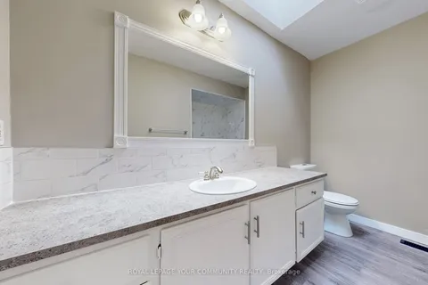 177 Fred Cook Drive, Bradford West Gwillimbury, ON L3Z 1V1
