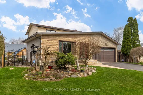 27 Sir Kay Drive, Markham, ON L3P 2Y9