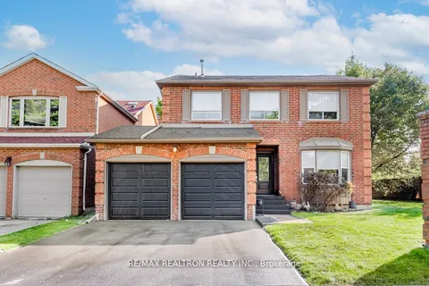 209 Charles Street, Vaughan, ON L4J 3A2