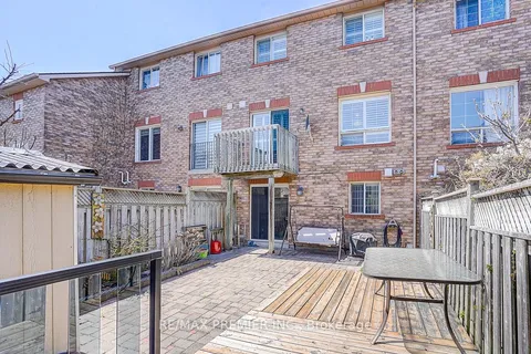 146 Michelle Drive, Vaughan, ON L4L 9E1