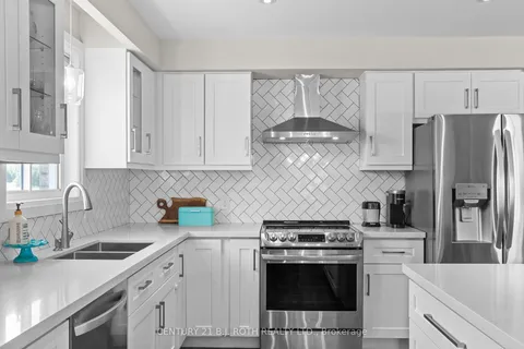 5053 10TH Side Road, Essa, ON L0L 1N0