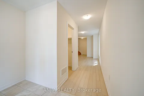 14 Riley Reed Lane, Richmond Hill, ON L4S 1N5