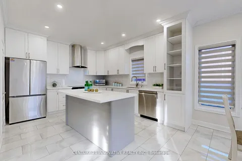 33 Ferncliffe Crescent, Markham, ON L3S 4N9