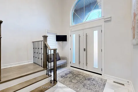 33 Ferncliffe Crescent, Markham, ON L3S 4N9