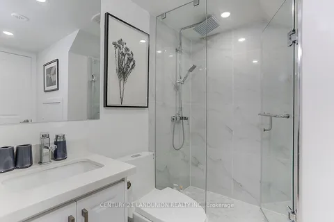15 Ingersoll Lane, Richmond Hill, ON L4E 1G9