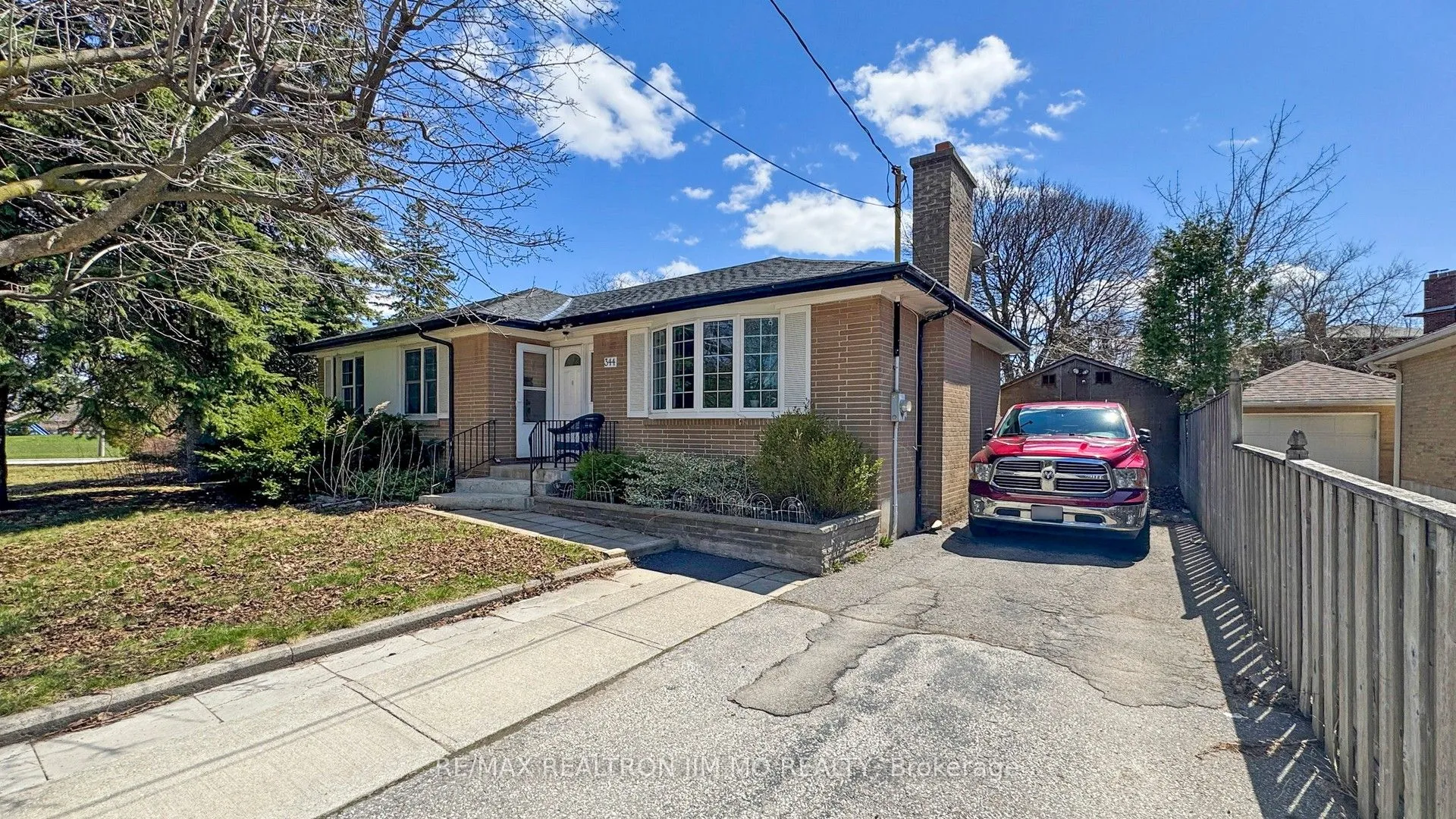 344 Paliser Crescent, Richmond Hill, ON L4C 1R8