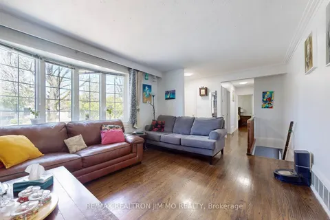 344 Paliser Crescent, Richmond Hill, ON L4C 1R8